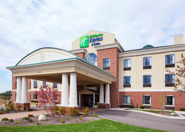 Holiday Inn Express Hotel & Suites Howell, an IHG Hotel, Prenota Hotel Howell Michigan
