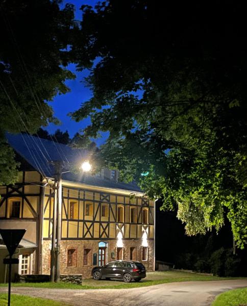 Penzion Stará Škola, Reserva ahora Hostal o pensión Vikantice Olomouc Region