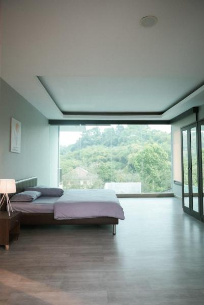 Tropical Bliss Villa by The Feelas, Buchen Sie Villa Villen in Bandung Wetan, Villa