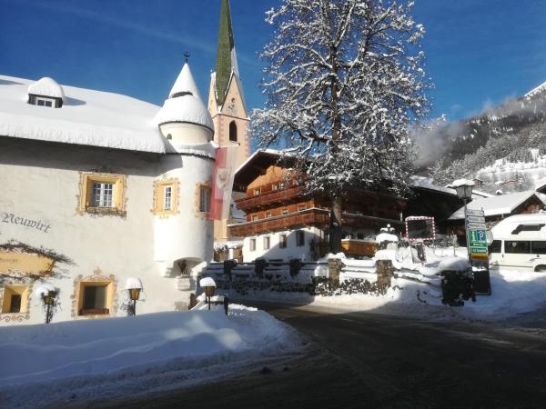 Mesnerhof Virgen, Prenota Agriturismo Hotel a Tirolo con parcheggio, Parcheggio