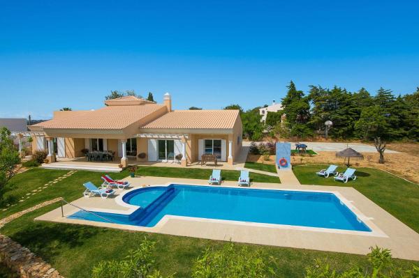 Villa Viana by Villa Plus, Prenota Villa Hotel a Algarve con parcheggio, Parcheggio