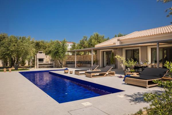 Villa JOYANA, Book Villa Svoronata Kefalonia, near Avithos Beach