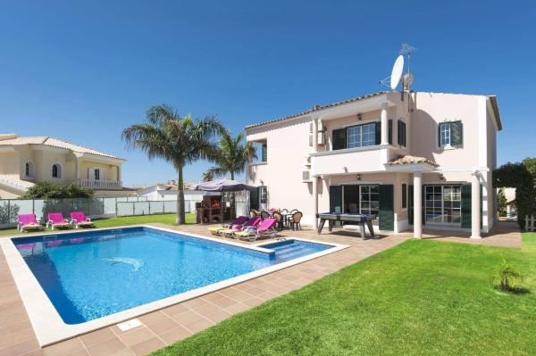 Villa Soni by Villa Plus, Prenota Villa Hotel a Algarve con parcheggio, Parcheggio