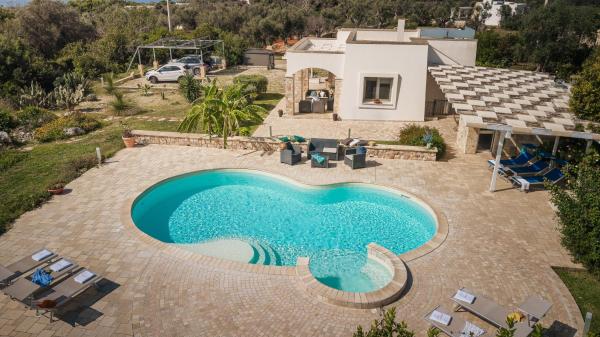 Villa Sanssouci 8, Emma Villas, Buchen Sie Villa Villen in Castrignano del Capo, Villa