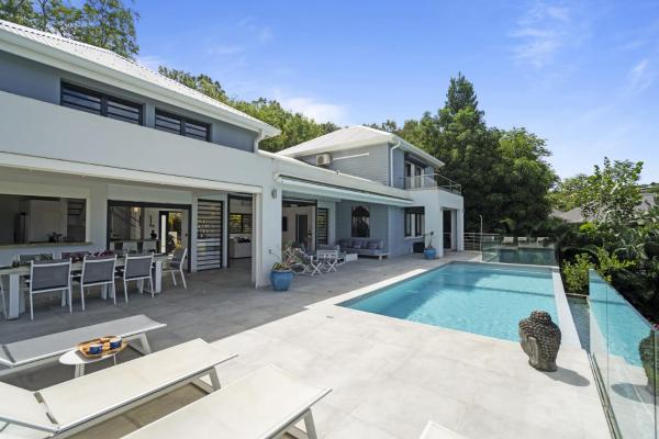 Villa Caouanne, Buchen Sie Villa Hotels mit Pool in Le Marin, Schwimmbad