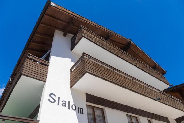 Haus Slalom, Prenota Appartamento Hotel a Canton Vallese con parcheggio, Parcheggio