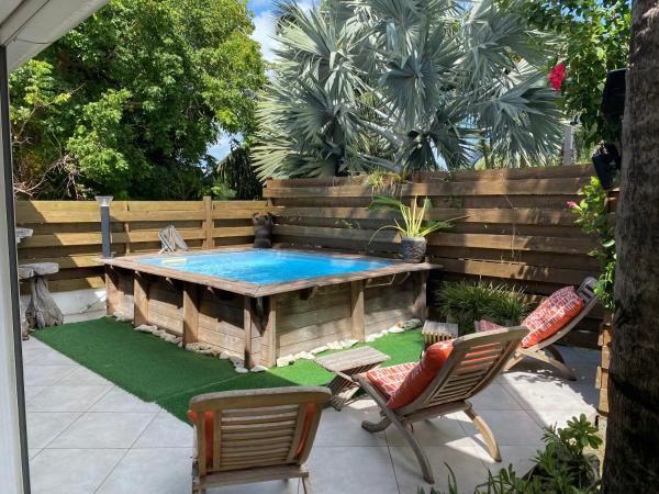 Villa Papagayo, Prenota Villa Hotel con piscina a Grande-Terre, Piscina