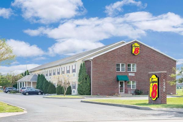 Super 8 By Wyndham Maumee Perrysburg Toledo Area