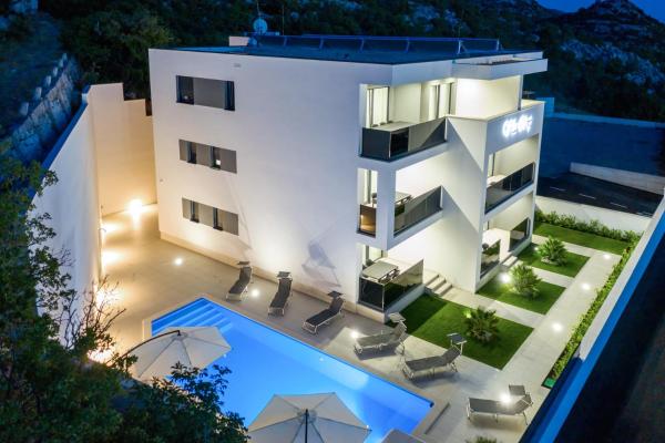 APARTMANI OLIMP1, Book Apartment Kvarner Hotels with a Parking, Parking