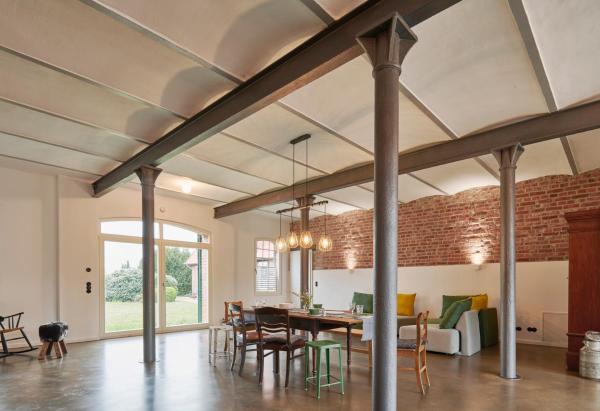 re~barn - Modern Country Stay, Réserver Appartement Essel 