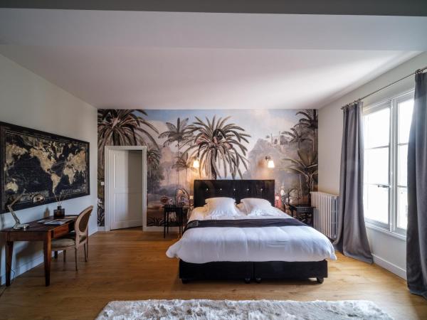 Aux Marquises, Reserva ahora Hotel Hoteles en Centro con aparcamiento, Aparcamiento