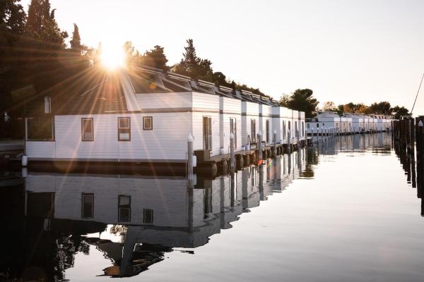 The Sea Lodges Portoroz - Bootshaus Floating Sea House, Buchen Sie Boot Hotels mit Pool in Slowenisch Istrien, Schwimmbad