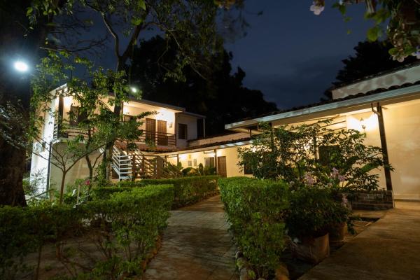 Hotel Jardin De Las Marias, Buchen Sie Hotel Suchitoto Cuscatlan Department