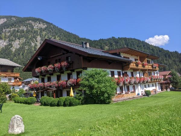 Apartments & Zimmer Urschnerhof, Prenota Appartamento Hotel a Tirolo con colazione, Colazione