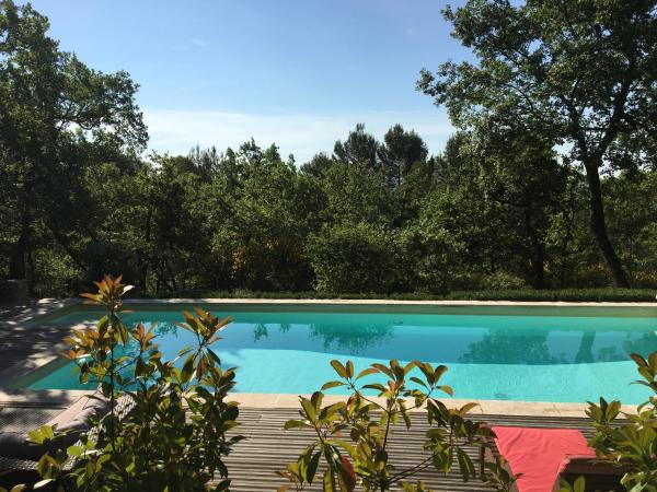 Villa de Carbonelle, Reserva ahora Villa Hoteles en Cadarache con piscina, Piscina