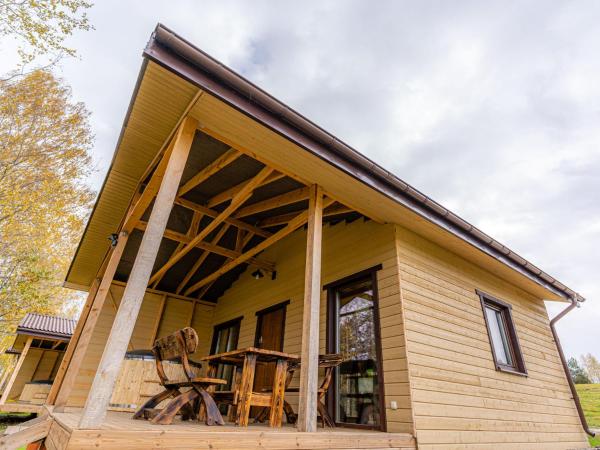 Bona Natura Nameliai, Prenota Lodge Bražuolė Contea di Vilnius