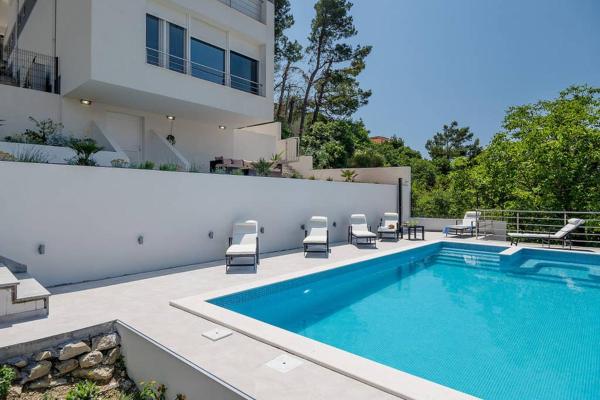 Villa Graf, Buchen Sie Villa Hotels in Gespanschaft Split-Dalmatien mit Pool, Schwimmbad
