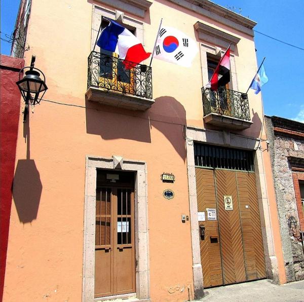 Hostal Casa Castillo Bed & Breakfast