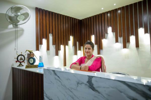 HOTEL JS SOUVENIR, Prenota Hotel Dehradun 
