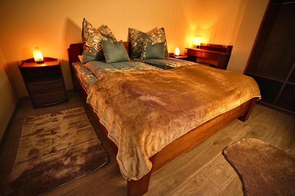 Bacchus Pub és Panzió, Buchen Sie Bed & Breakfast Hotels in Pest mit Parkplatz, Parkplätze