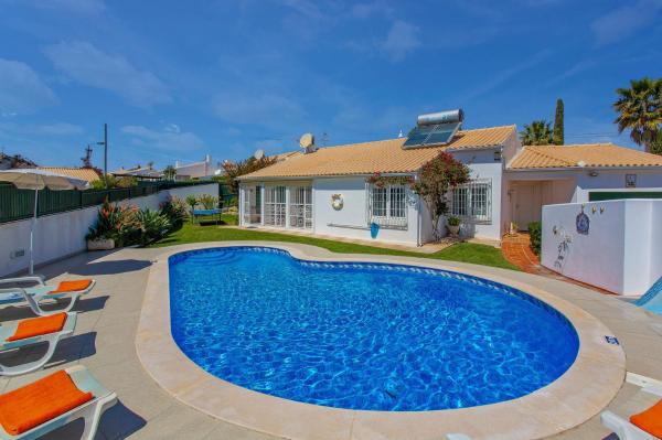 Villa Rocchi by Villa Plus, Prenota Villa Hotel a Algarve con parcheggio, Parcheggio