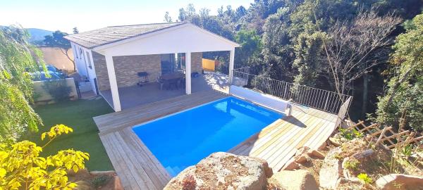 Villa Leku Lucia 8 pers piscine chauffée 15 min plage en voiture, Réserver Villa Sainte-Lucie-de-Porto-Vecchio 