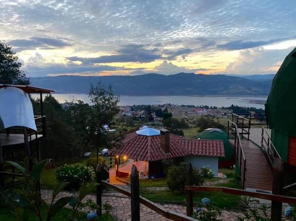 Glamping sede campestre Mirador de Pueblo Viejo, Reserva ahora Camping Guatavita Cundinamarca