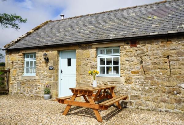Elishaw Farm Holiday Cottages, Buchen Sie Ferienhaus Hotels in Schottland mit Parkplatz, Parkplätze