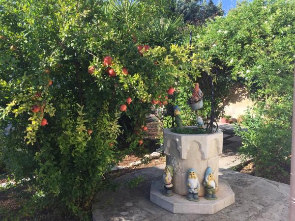 Il Giardino della Foglia, Buchen Sie Pension Bari-Palese 