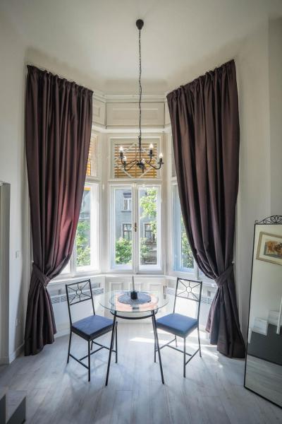 Gallery Duplex Studio, Buchen Sie Ferienwohnung Donji Grad Zagreb