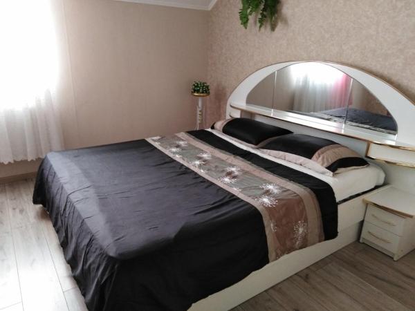 Apartament on Komarova 29 вулиця Комарова 29, Réserver Appartement Hôtels pas chers à Kropyvnytsky