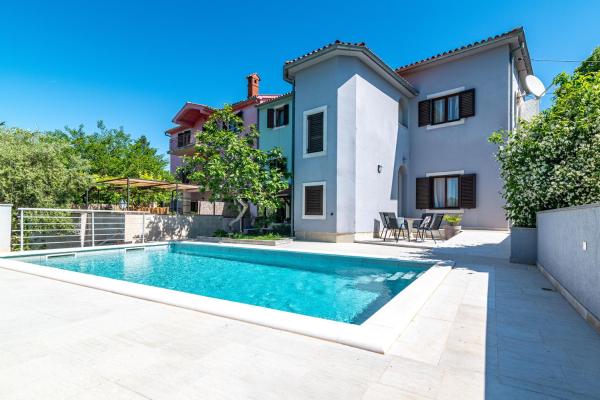 Family friendly house with a swimming pool Krnica, Marcana - 3029, Prenota Appartamento Hotel con piscina a Krnica, Piscina