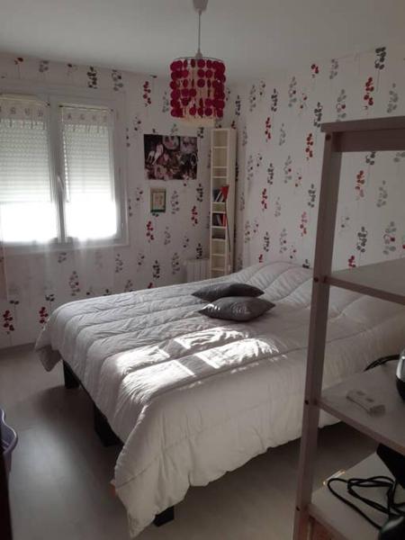 Grande chambre proche circuit des 24h du Mans, Buchen Sie Ferienwohnung Saint-Mars-la-Brière 