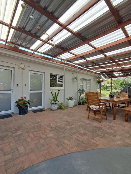 H G Deluxe Guest suites, Buchen Sie Pension East London Ostkap