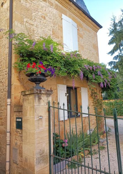 Les Chambres dHotes chez Alisa et Daniel, Reserva ahora Bed & breakfast Hoteles en Aquitania con aparcamiento, Aparcamiento