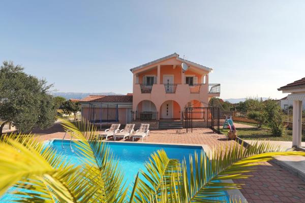 Villa Paludo, Reserva ahora Casa o chalet Hoteles con piscina en Novigrad, Piscina