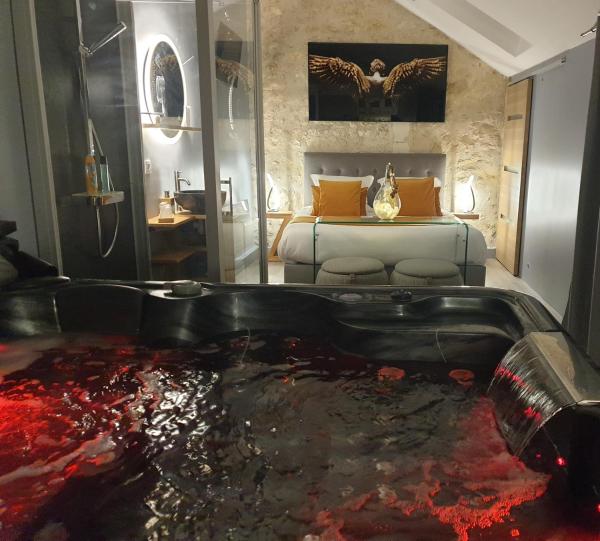 Lyzen, Prenota Bed & breakfast Hotel con piscina a Centro, Piscina