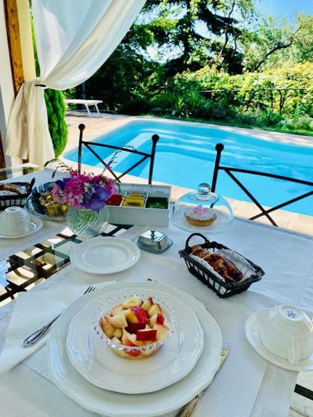 Relais Torre Dei Torti - Luxury Bed and Breakfast, Buchen Sie Bed & Breakfast Cava Manara Lombardei