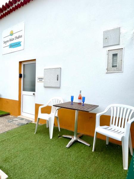Sagres Relax Studios, Prenota Appartamento Hotel a Algarve con parcheggio, Parcheggio