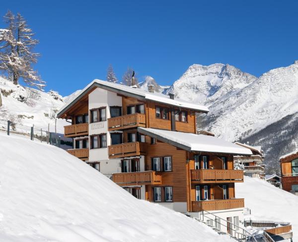 Chalet Ideal Saas-Fee, Prenota Chalet Hotel a Canton Vallese con parcheggio, Parcheggio