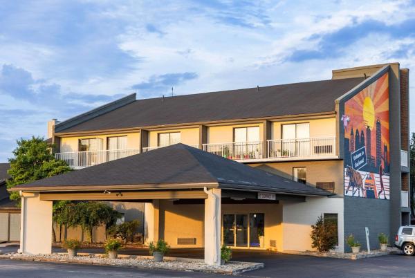 Days Inn by Wyndham Cincinnati East, Prenota Hotel Cherry Grove Ohio