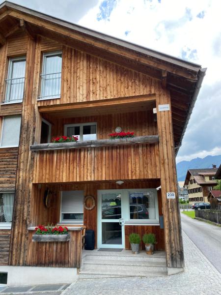 Haus Emma, Buchen Sie Ferienwohnung Schoppernau Bregenzerwald