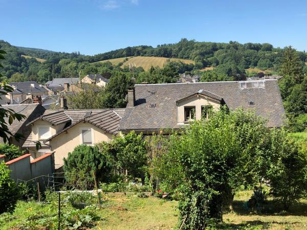 Chez Charlotte et Michel, Réserver Séjour chez l'habitant Brassac 