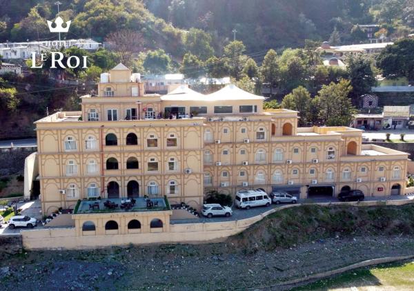 Hotel Le ROI Lake View Koti, Prenota Hotel Tehri Uttarakhand