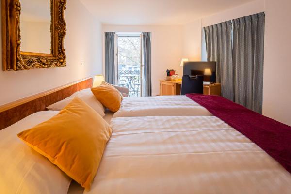 Du Cheval Blanc, Réserver Hôtel Milvignes Suisse