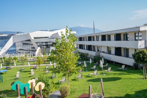 Appartementhaus Karawankenhof, Prenota Appartamento Hotel a Carinzia con piscina, Piscina