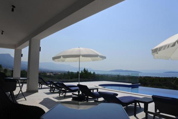 Villa Orao, Buchen Sie Villa Hotels in Gespanschaft Split-Dalmatien mit Pool, Schwimmbad