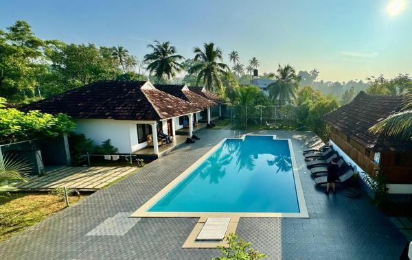 Marari Green Villas, Prenota Resort Hotel a Kerala con piscina, Piscina