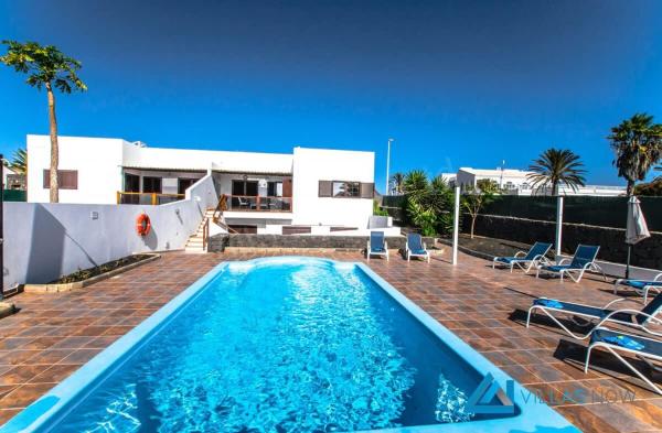 218 - Little Paradise by Villas Now Ltd, Prenota Villa Hotel a Isole Canarie con parcheggio, Parcheggio