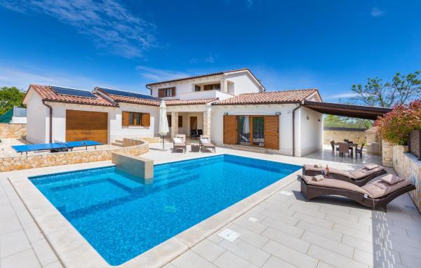 Villa Tea in Central Istria with private pool for 10 persons, Reserva ahora Villa Vodnjan Pula